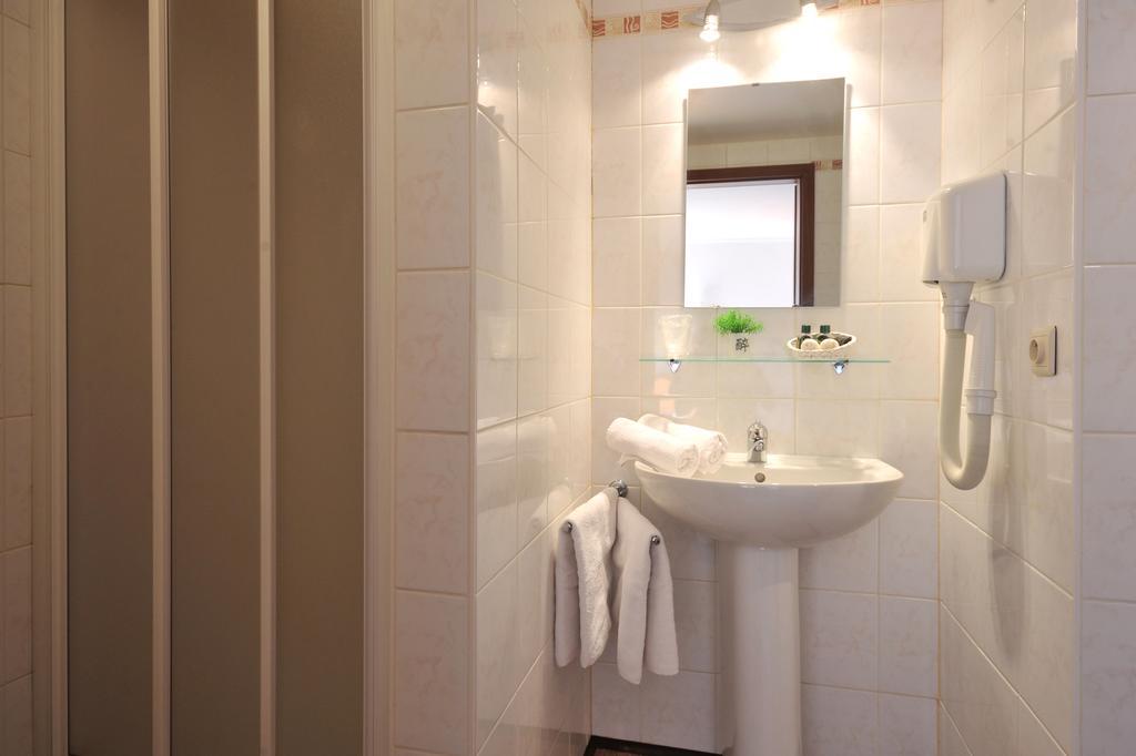 Hotel Du Perron Theux Værelse billede